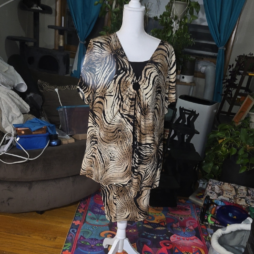 Essentials Black and Tan Patterned Top And Skirt Set